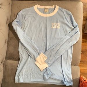 Long sleeve tee shirt